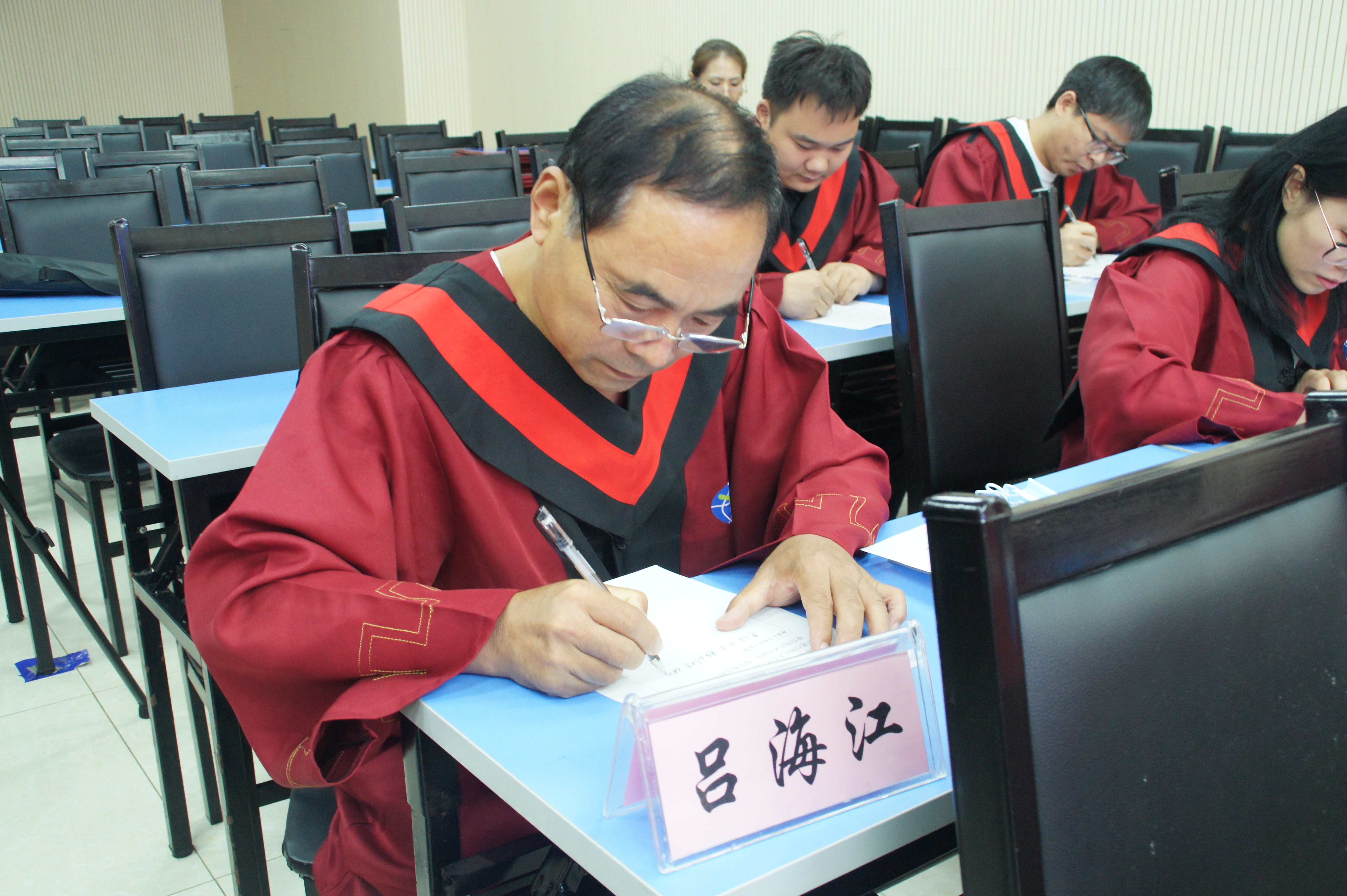 吕海江.JPG